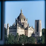 Proche Gare, Vue Basilique, Parking * Lisieux