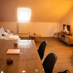 Apartment Proche Gare, Vue Basilique, Parking