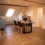 Apartment Proche Gare, Vue Basilique, Parking *