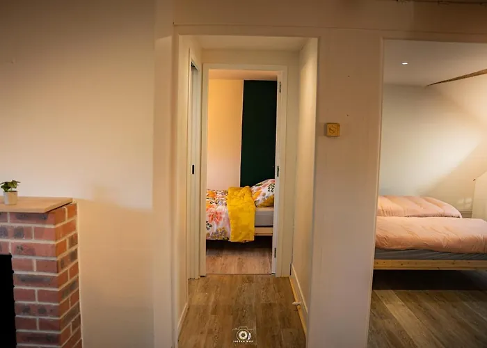 Apartment Proche Gare, Vue Basilique, Parking Lisieux