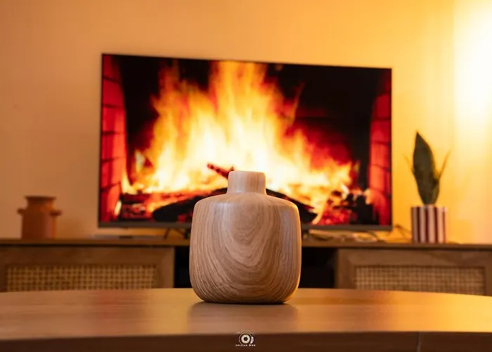 Proche Gare, Vue Basilique, Parking *