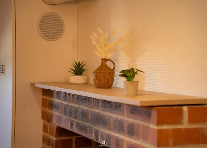 Proche Gare, Vue Basilique, Parking Apartment Lisieux