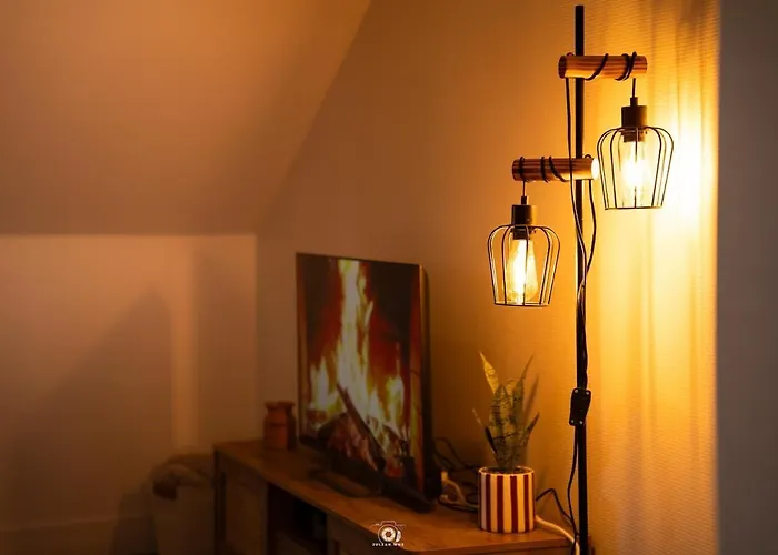 Proche Gare, Vue Basilique, Parking * Lisieux