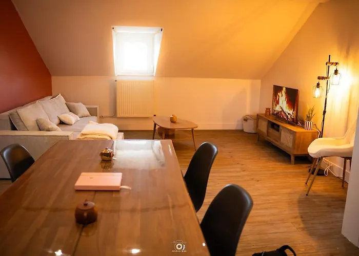 Apartment Proche Gare, Vue Basilique, Parking