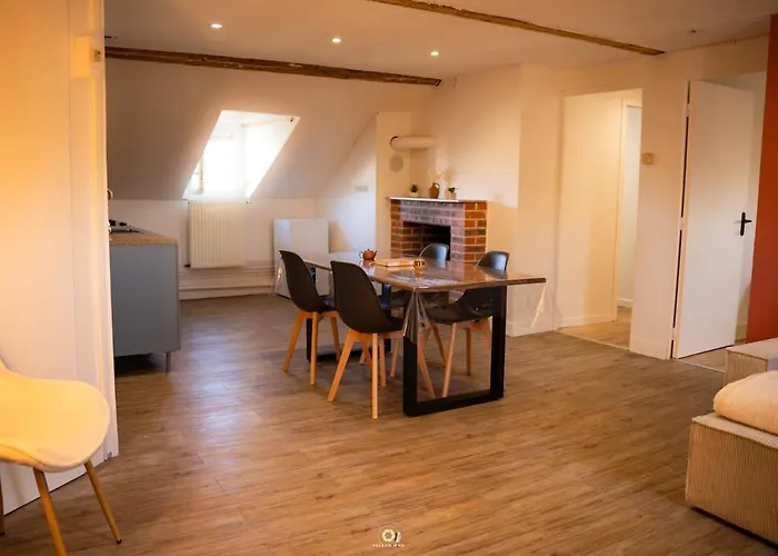 Apartment Proche Gare, Vue Basilique, Parking *